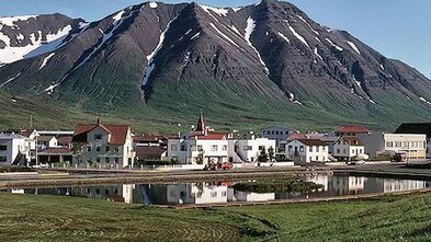 Lokuðu götu á Ólafsfirði vegna tilkynningar um skotvopn